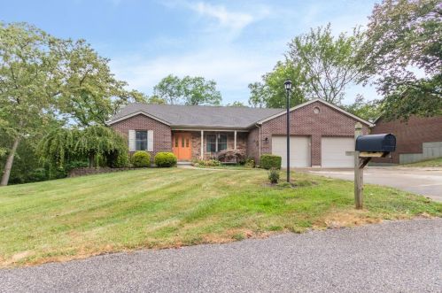 10475 Harmony Hills Dr, Aurora, IN 47001-9442