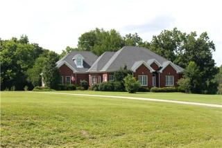 1905 Lasata Dr, Franklin, TN 37067-8135