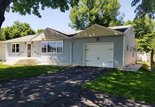 406 4th St, Boxholm, IA 50040-7723
