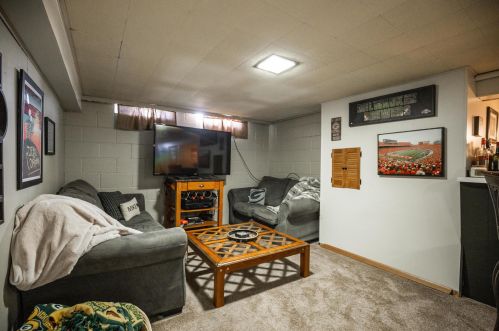 1302 Tripoli Ave, Milwaukee WI 53207-4030 exterior