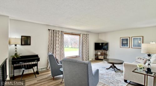 903 Campbell St, Prescott WI  54021-1009 exterior