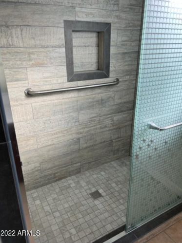 14246 41st Ave, Phoenix AZ 85009-1255 exterior