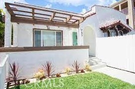 757 Redondo Ave, Long Beach CA  90804-5140 exterior