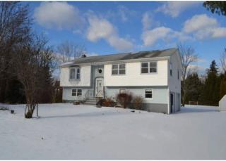 7633 Creekside Cir, Sodus Center, NY 14551-9536