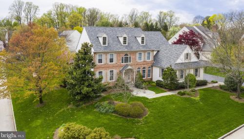 201 Edenton Pl, Ithan, PA 19085-1453