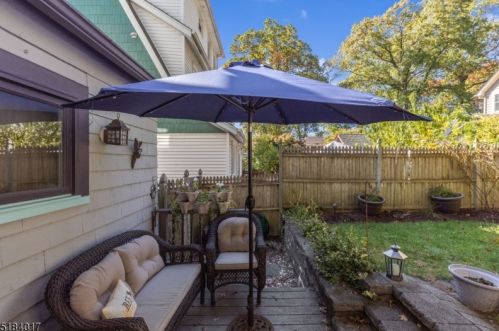 138 Forest Ave, Verona NJ  07044-1015 exterior