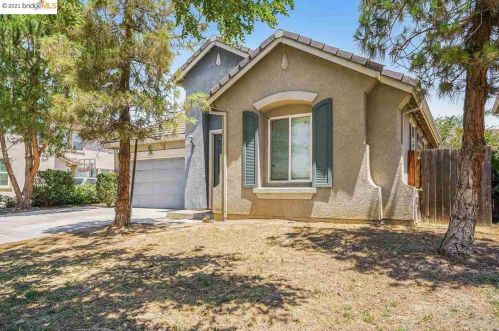 40 Snowy Egret Ct, Oakley CA  94561-1679 exterior