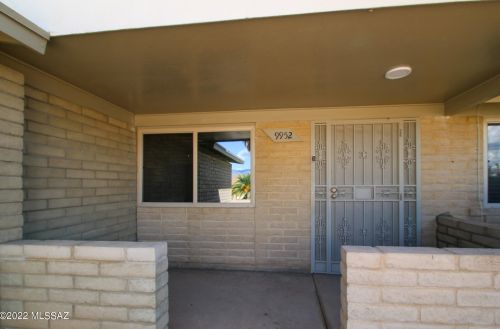 9952 Shiloh St, Tucson, AZ 85748-3229