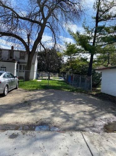 4261 51st Blvd, Milwaukee WI  53216-1320 exterior