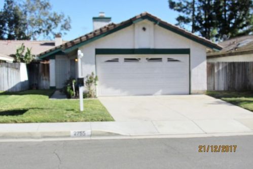 2755 Fox Creek Ln, Ontario, CA 91761-0279