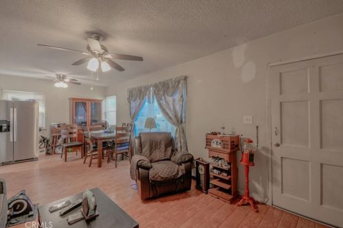 3902 Amistad Ave, Pico Rivera CA  90660-1531 exterior