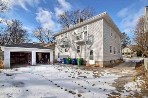 1033 Clay St, Green Bay, WI 54301-3123