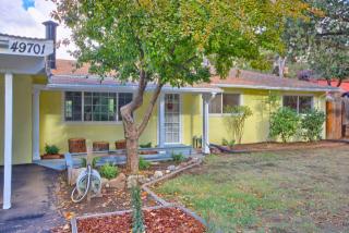 49701 Canoga Dr, Oakhurst, CA 93644-8727