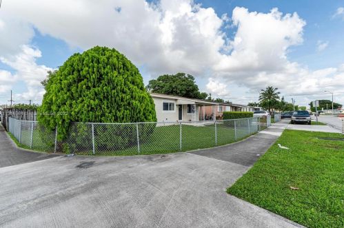 2330 11th Ave, Hialeah, FL 33010-1917