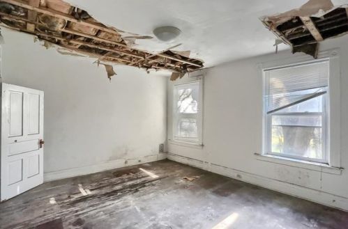 2622 California Ave, Pittsburgh PA 15212-2669 exterior