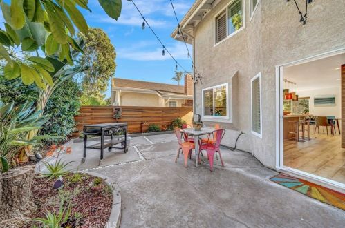 48 Cedarlake, Irvine CA  92614-7556 exterior