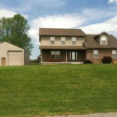 312 Manchester Ln, Brodhead, KY 40409-8212