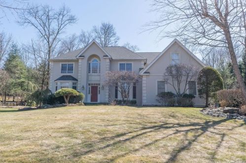 30 Par Rd, Airmont, NY 10901-3939