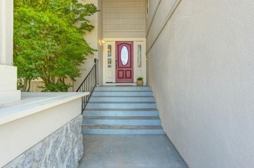 8011 Garry Oak Dr, Citrus Heights, CA 95610-0622