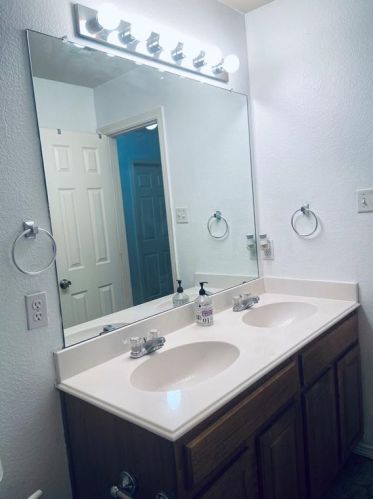 4600 Fox Meadows Ln, Midlothian TX  76063-6741 exterior