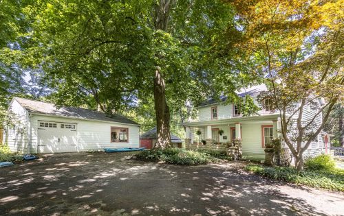 21 Chestnut St, Rhinebeck NY  12572-1501 exterior