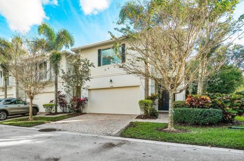 5280 Cambridge Ct, West Palm Beach, FL 33418-3420
