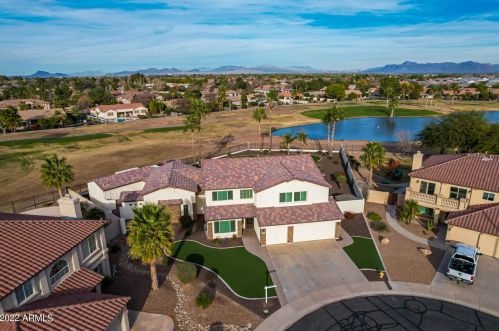 2650 Catclaw St, Gilbert, AZ 85296-9525