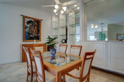 10652 Hartwick Dr, Fort Pierce FL  34987-1923 exterior