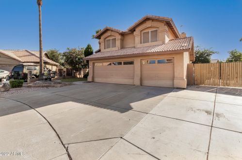 16 Granite Ct, Gilbert, AZ 85234-1038