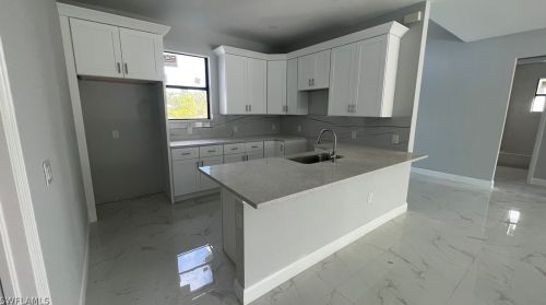 3305 44th St, Lehigh Acres, FL 33971-0739