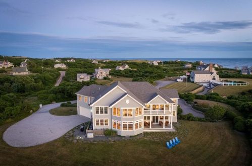 1423 Cooneymus Rd, New Shoreham, RI 02807-7707