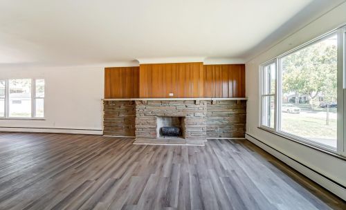 4913 Charlemar Dr, Cincinnati, OH 45227-1401