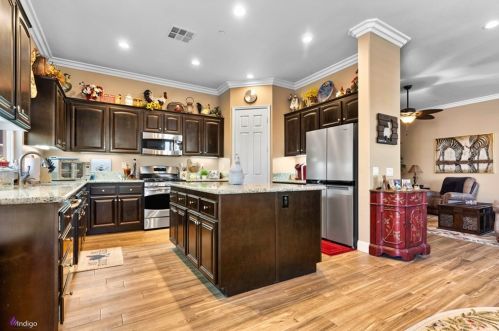 6019 Dubois Pl, Bakersfield CA  93306-7590 exterior