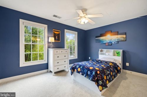 14829 Cox Creek Ct, Haymarket VA  20169-2626 exterior