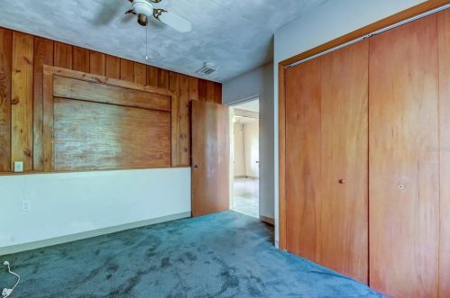 6271 62nd Ave, Pinellas Park FL  33781-5203 exterior