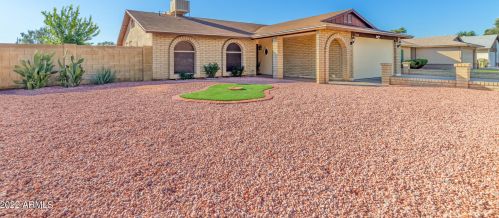 7111 Oregon Ave, Glendale, AZ 85303-5718