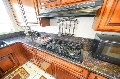 2402 Sycamore St, Anaheim CA  92806-3021 exterior