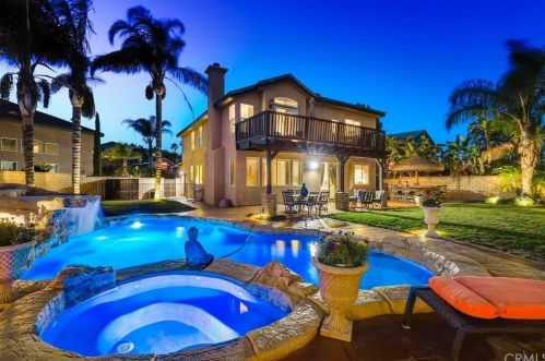 28760 Bridger Ct, Santa Clarita, CA 91390-5284
