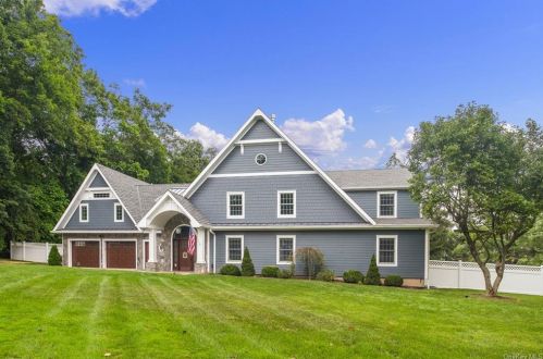 285 Nanny Hagen Rd, Thornwood, NY 10594-2221