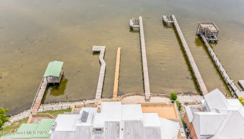 1697 Riverside Dr, Titusville FL  32780-4729 exterior