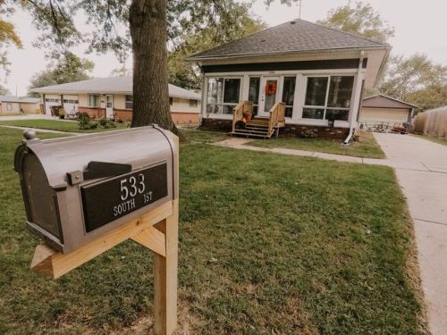 533 1st St, Tamora, NE 68434-2713