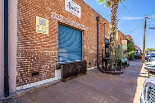 1070 Miles St, Tucson AZ 85719-6140 exterior