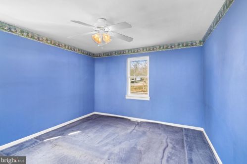 366 Clements Bridge Rd, Runnemede NJ  08078-1919 exterior