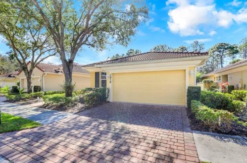 1916 Tarpon Bay Dr, Naples, FL 34119-8706