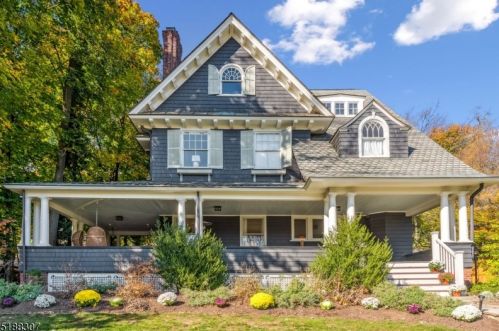 10 Prospect Ave, Montclair NJ  07042-1915 exterior