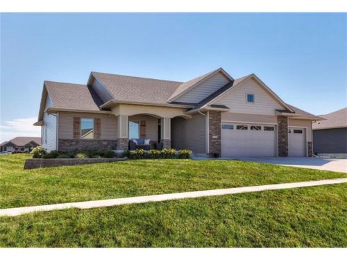 1104 Centennial Cir, Midvale, IA 50124-4712