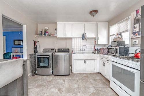 44034 Date Ave, Lancaster CA 93534-4425 exterior