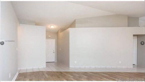 18569 22nd Ct, Hollywood FL  33029-3858 exterior