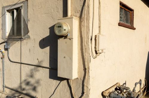 515 Crawford St, Bakersfield CA  93305-2610 exterior