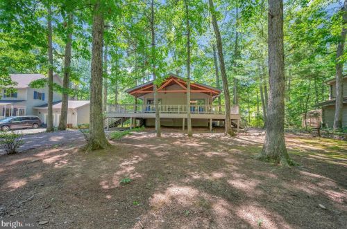 120 Hillside Dr, Locust Grove VA 22508-5233 exterior